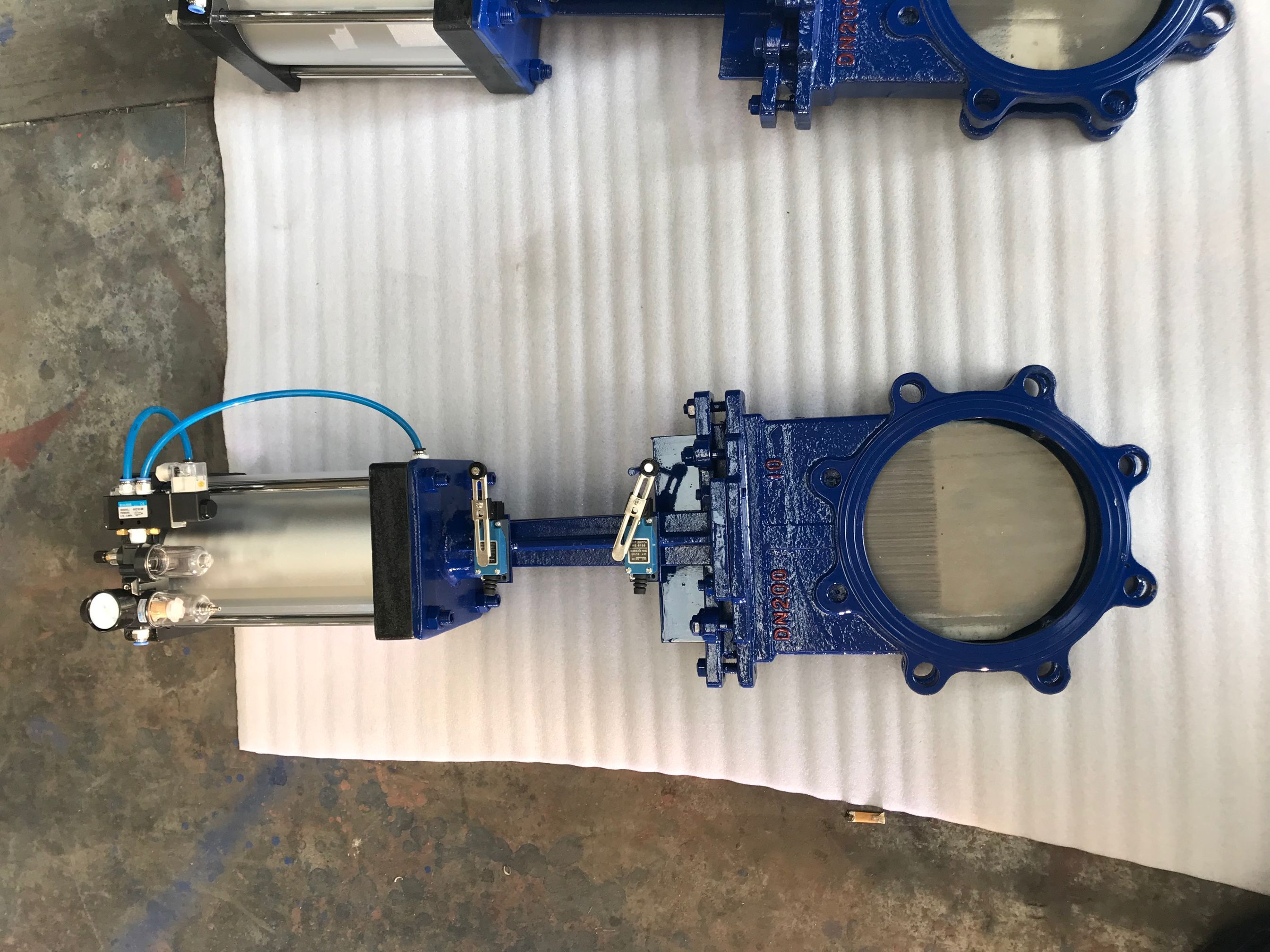 PZ673H氣動刀型閘閥