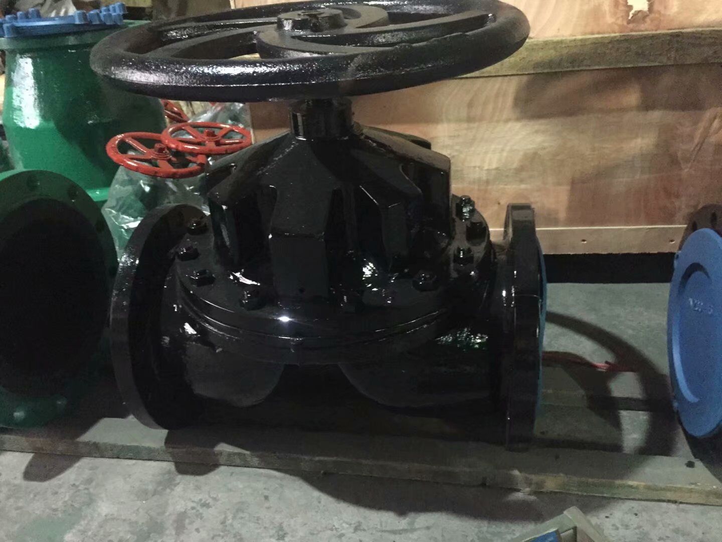 直通式襯膠隔膜閥